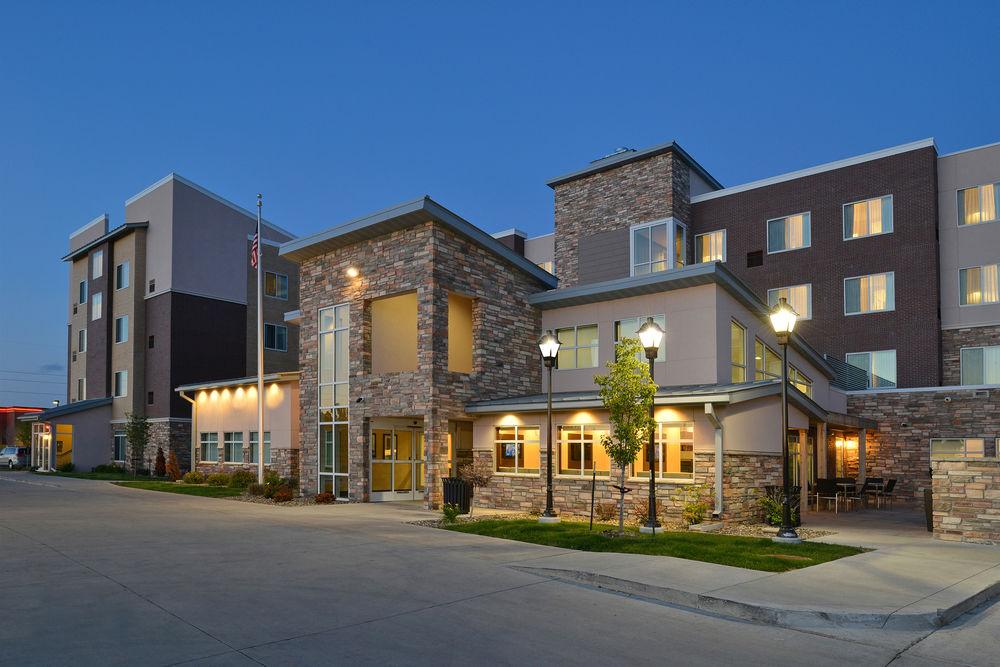 Residence Inn By Marriott Коралвилл Экстерьер фото