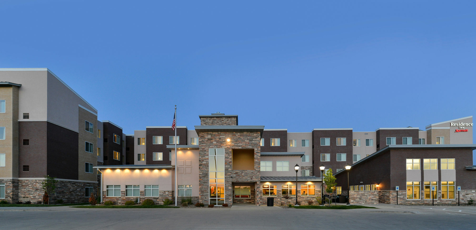 Residence Inn By Marriott Коралвилл Экстерьер фото